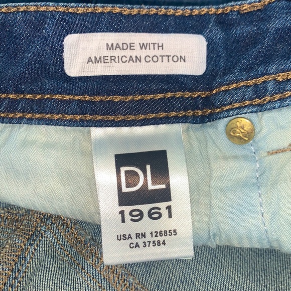 DL1961 Distressed Denim Jeans - Picture 7 of 7